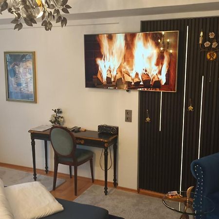 Stilvolles Appartement Im Zentralen Schwabing - Innenstadt Múnich Exterior foto